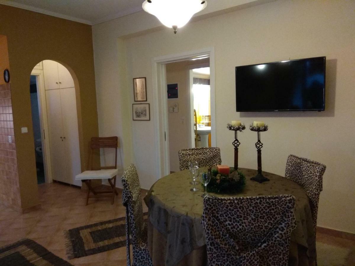 Mainades House Apartment Vytina Exterior photo