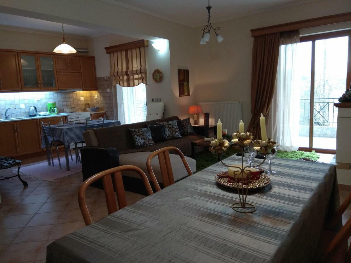 Mainades House Apartment Vytina Exterior photo