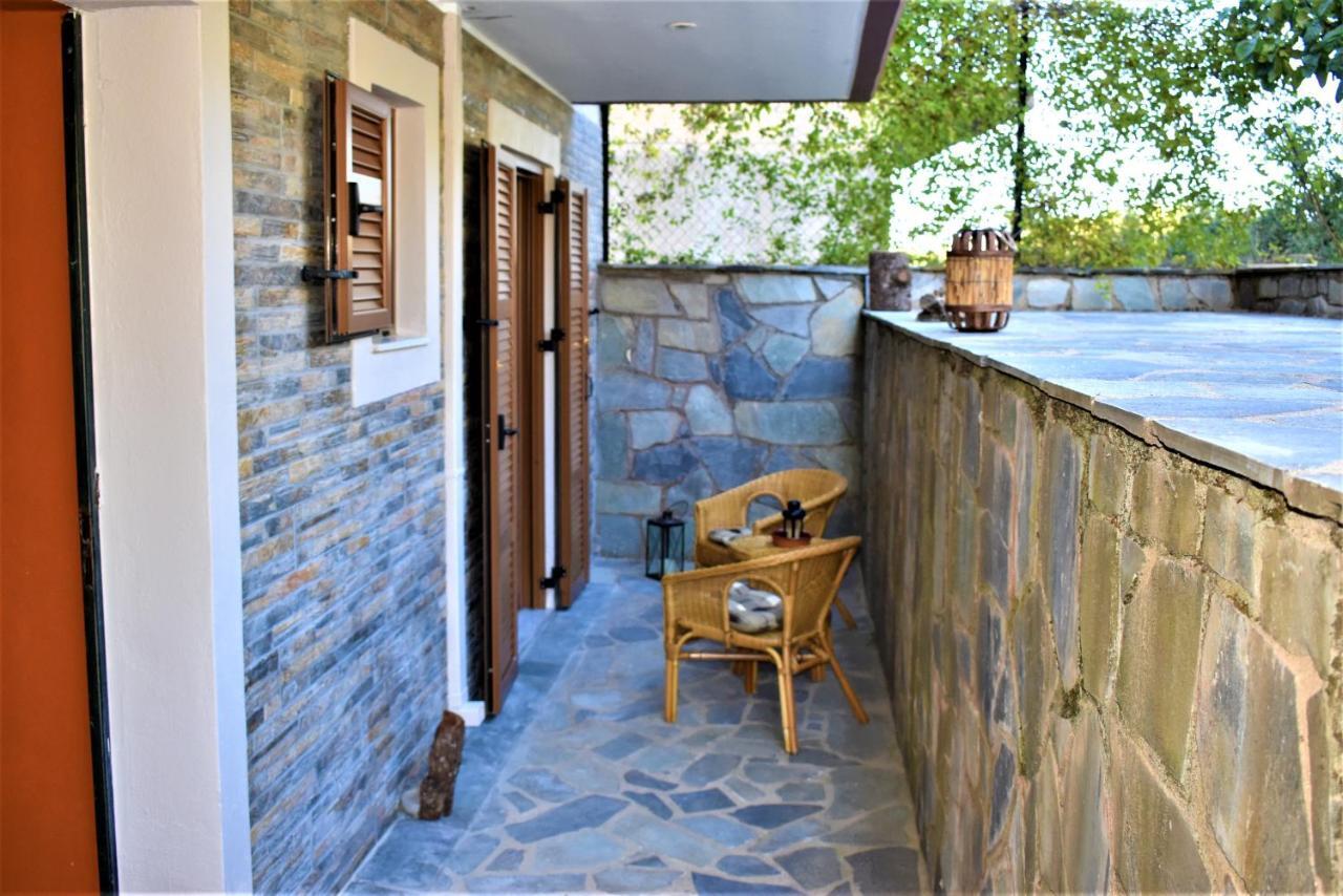 Mainades House Apartment Vytina Exterior photo